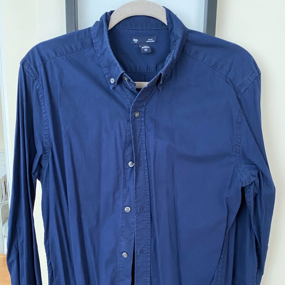 Gap men’s button down shirt